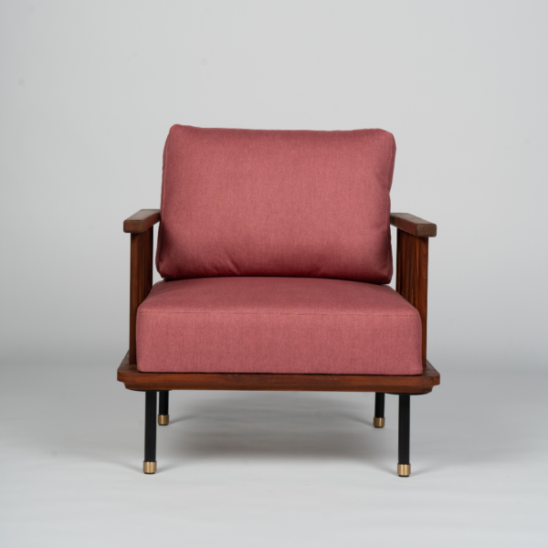 ARMCHAIR MS BRASH LEGS