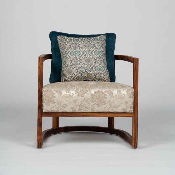 CURVED ARMCHAIR