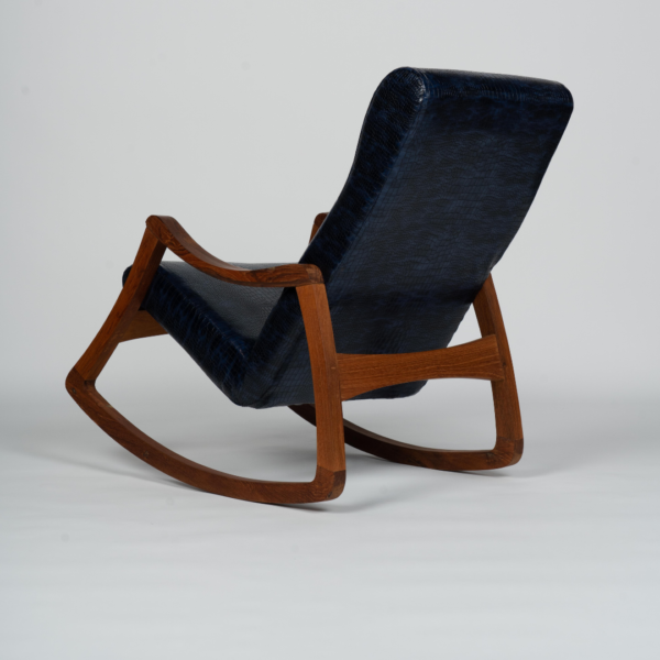 MANEK ROCKING CHAIR