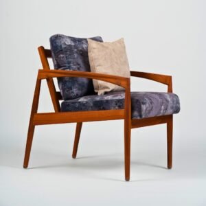 CURVED SLEEK ARMCHAIR - Image 2
